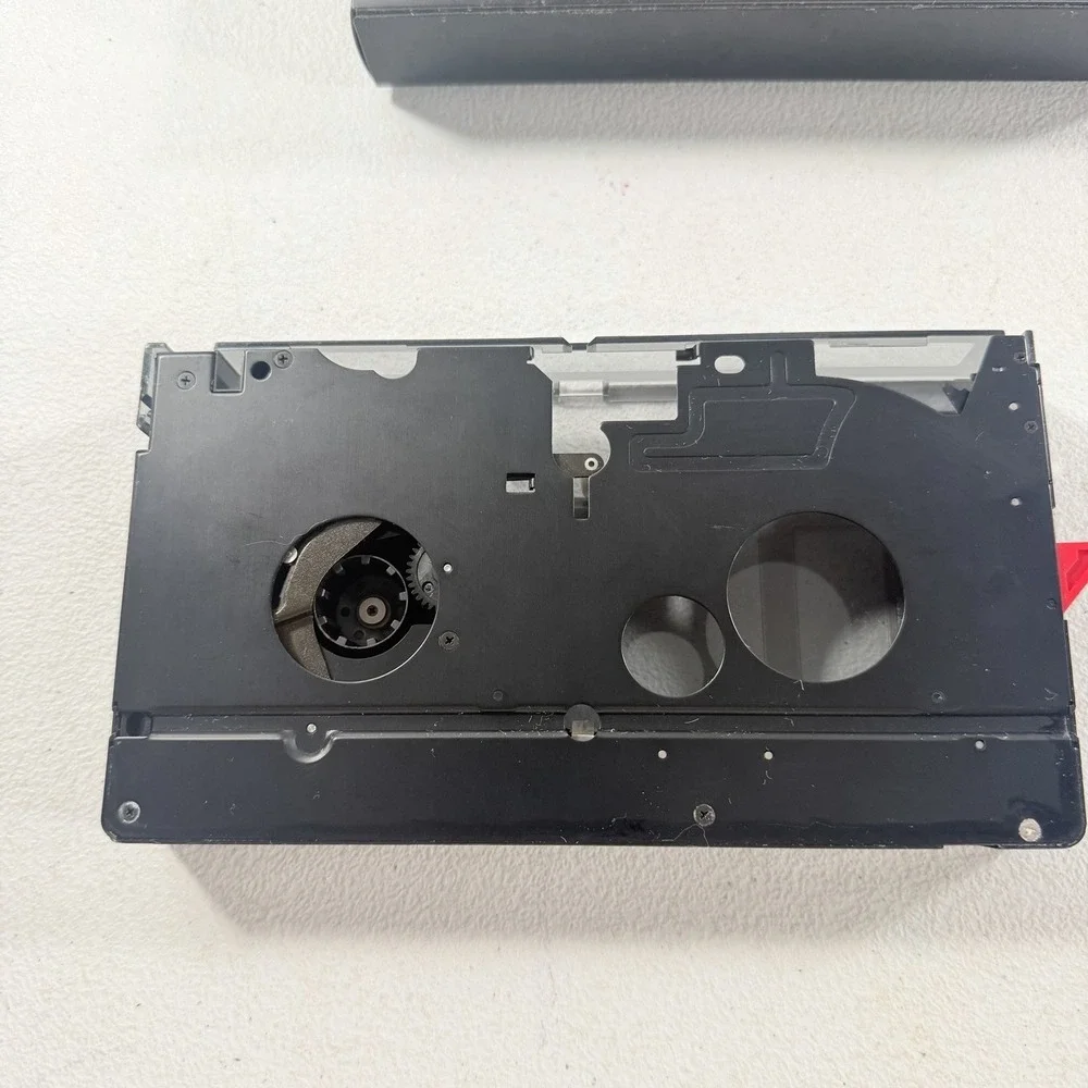 Sharp VHS Camcorder To VHS Cassette Adapter Converter VR-72CA UNTESTED‎ READ
